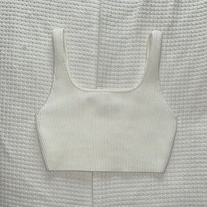 Aritzia Babaton Sculpt Knit Squareneck Cropped